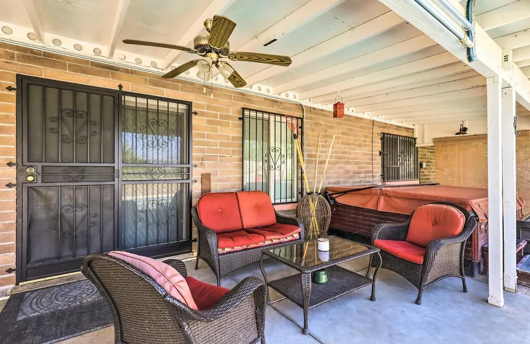 Pet-Friendly Tucson Home W/ Heated Pool & Hot Tub-1