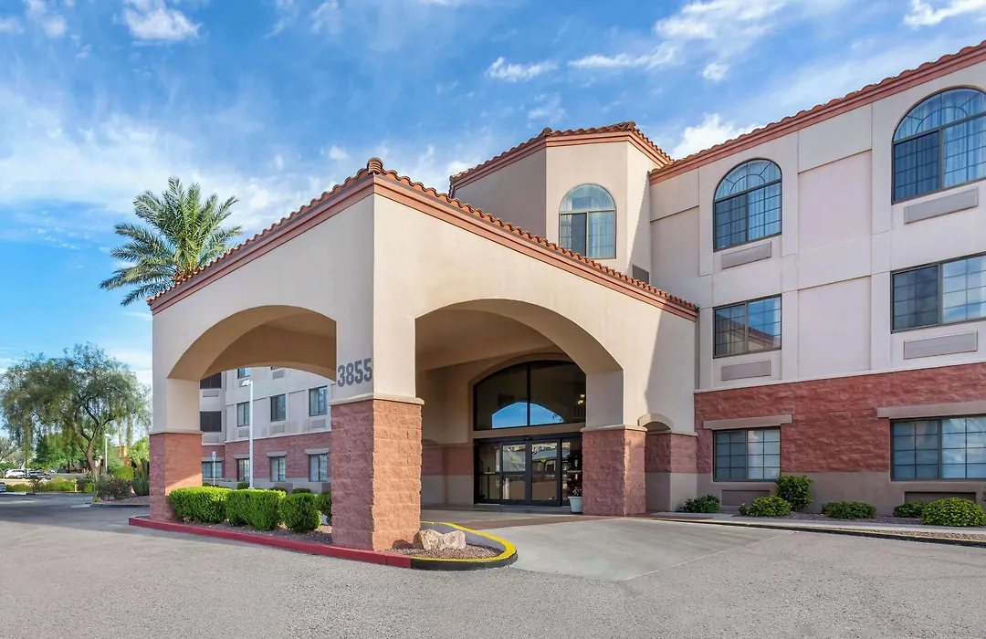 Hilton Vacation Club Varsity Club Tucson-1