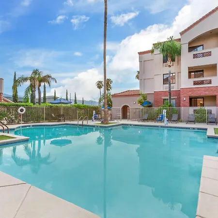 Hilton Vacation Club Varsity Club Tucson-3