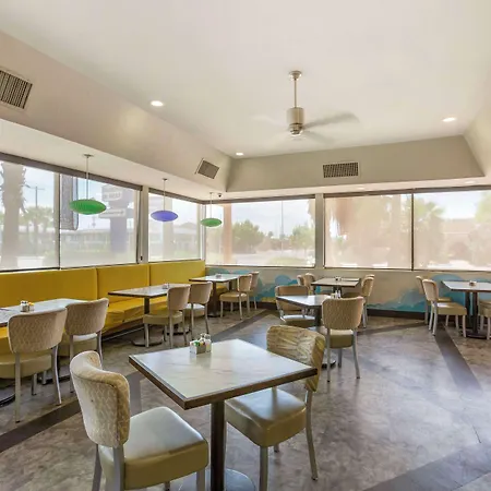 Royal Sun Hotel & Suites-3